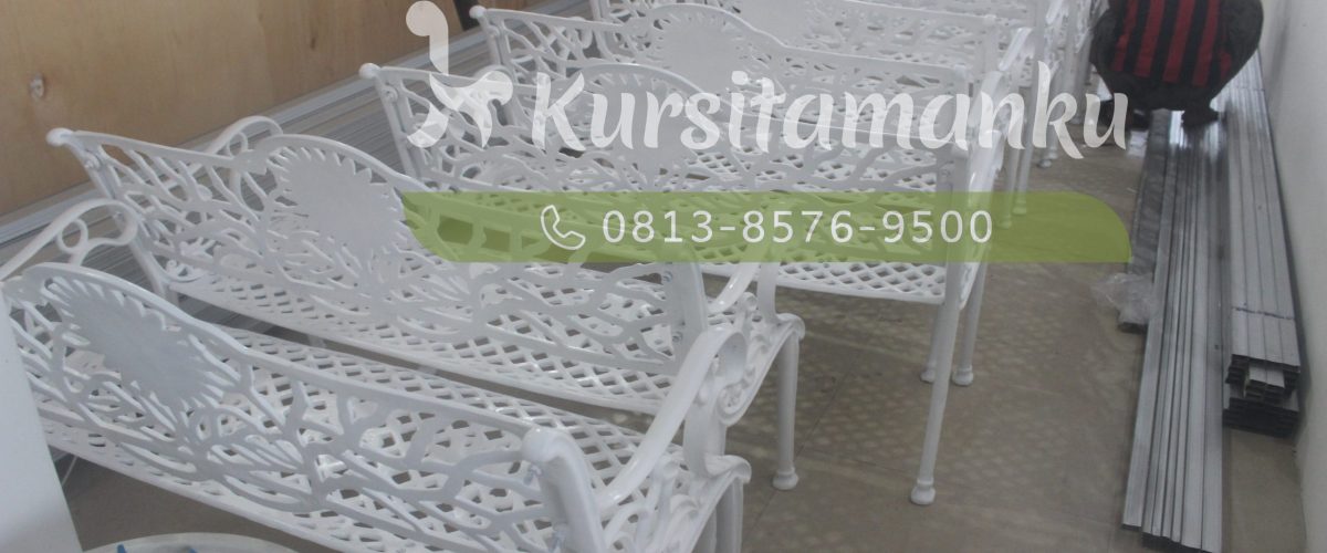 Made with LogoLicious Add Your Logo App