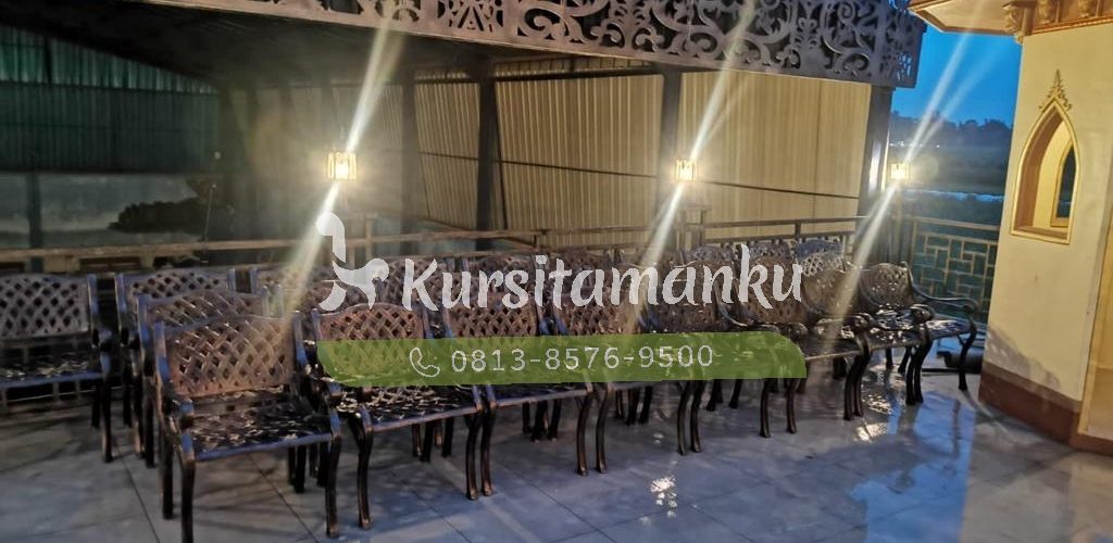 Made with LogoLicious Add Your Logo App