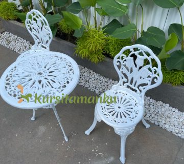 Pengertian Kursi Taman Antik dan Fungsinya