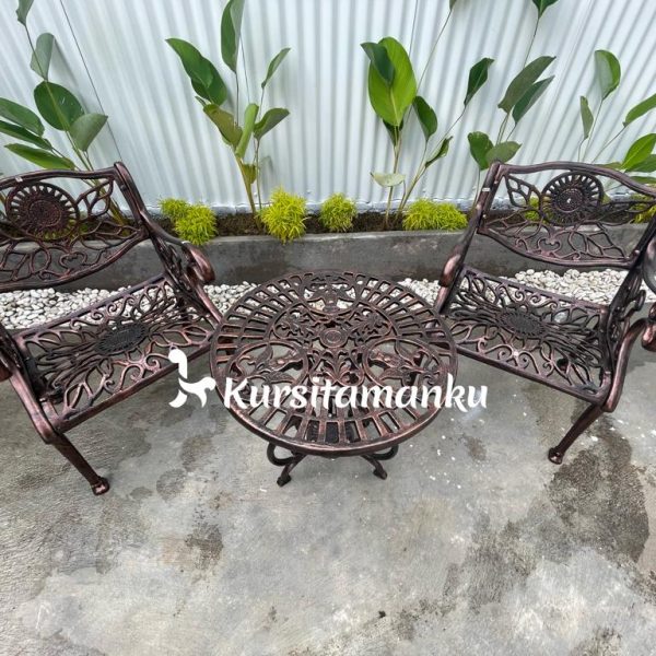 Proyek Kursi Taman Antik Cafe Teduh Singaraja Bali