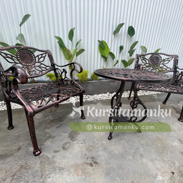 Proyek Kursi Taman Antik Cafe Teduh Singaraja Bali