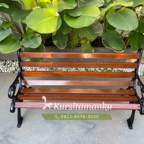 Kursi taman