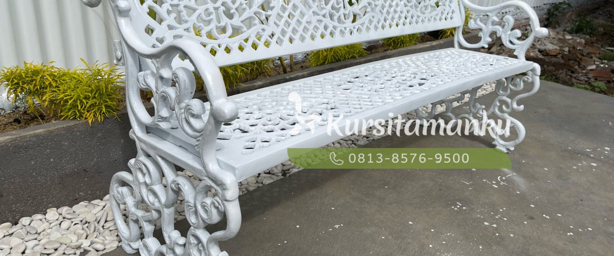 Kursi outdoor 3 seater