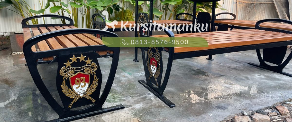 Kursi Taman Custom Logo