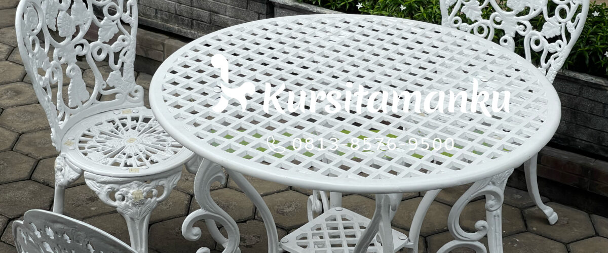 Kursi Taman Lereng Anteng Bandung