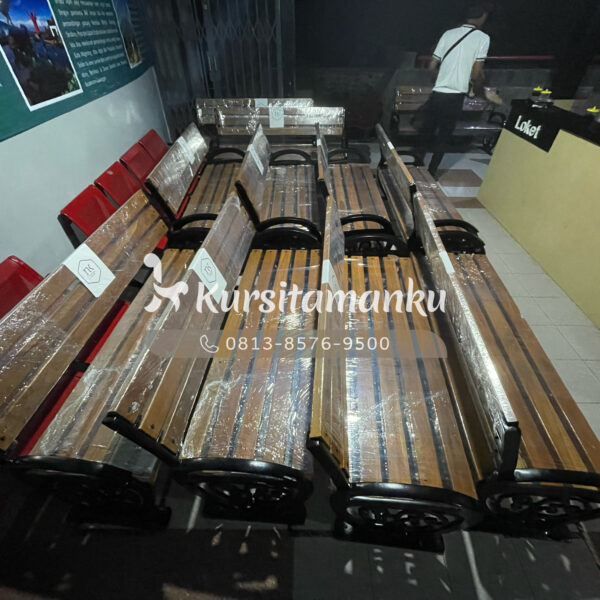 Kursi Taman Ketep Pass Magelang