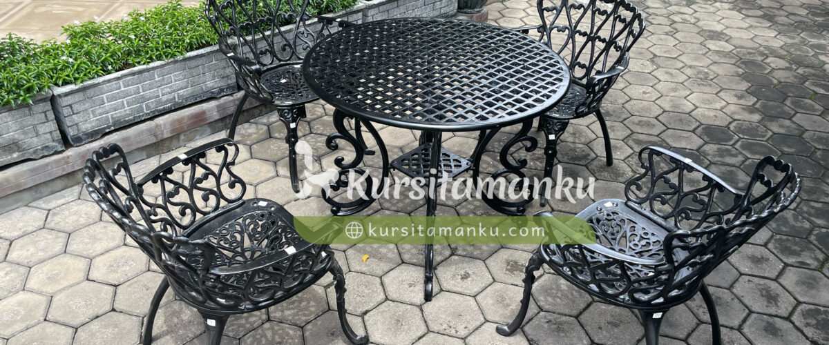 Kursi Taman Lenteng Anteng Cafe Bandung