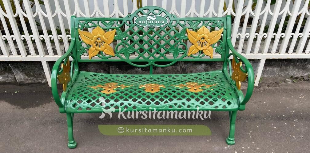 kursi besi cor pt njorono kudus