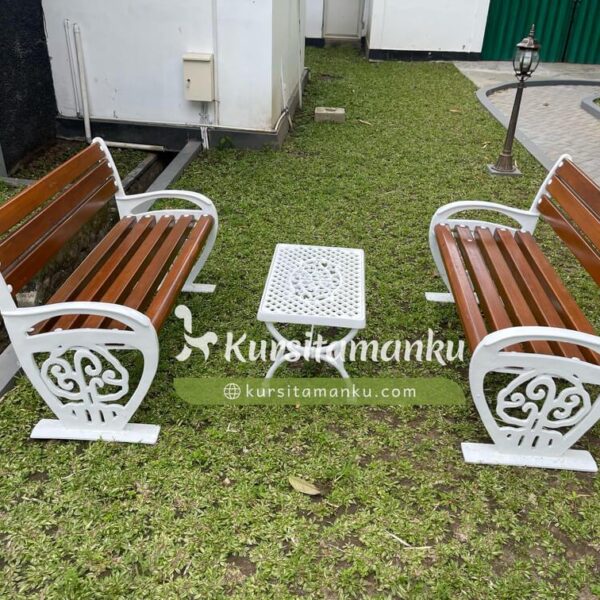 pusd1 kursi taman pusdiklat